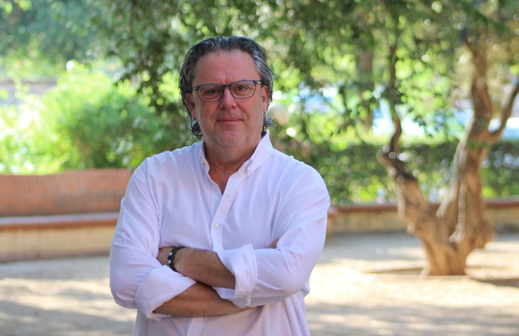 Daniel Izquierdo-Hänni schreibt kurzweilige Urlaubskrimi, die in Spanien spielen